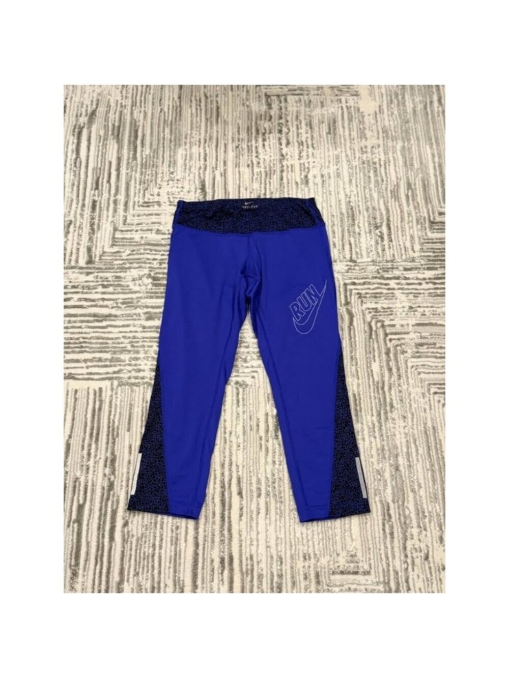Nike women's small purple/black Dri-Fit capri leggings